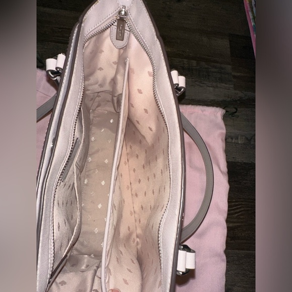 Large Kate Spade Beige Tote - Picture 12 of 15